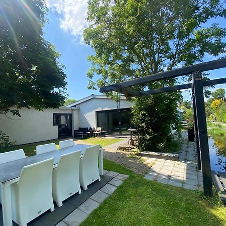 Bungalow Haarlem Amsterdam With Jacuzzi Vijfhuizen Экстерьер фото