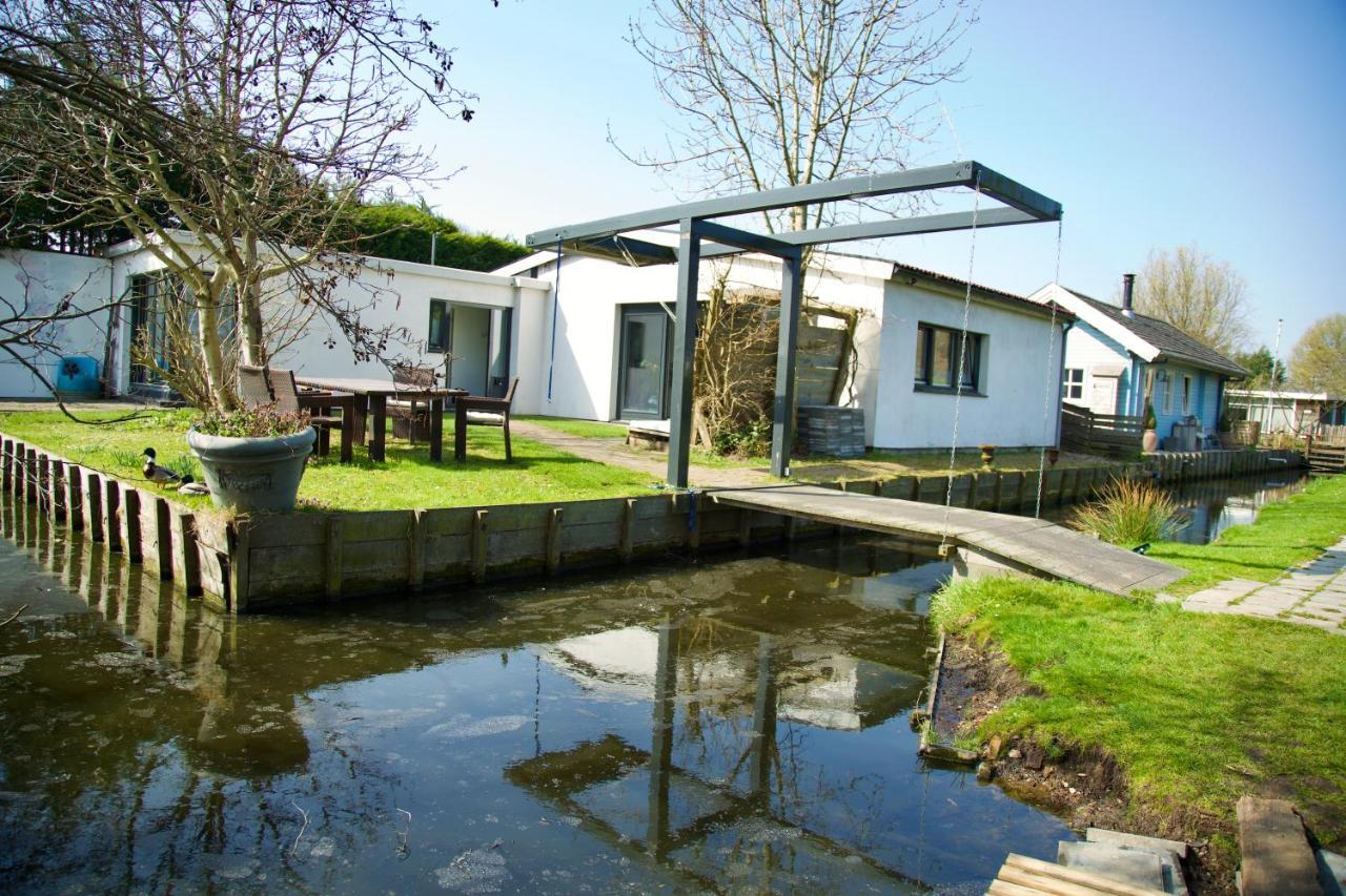 Bungalow Haarlem Amsterdam With Jacuzzi Vijfhuizen Экстерьер фото