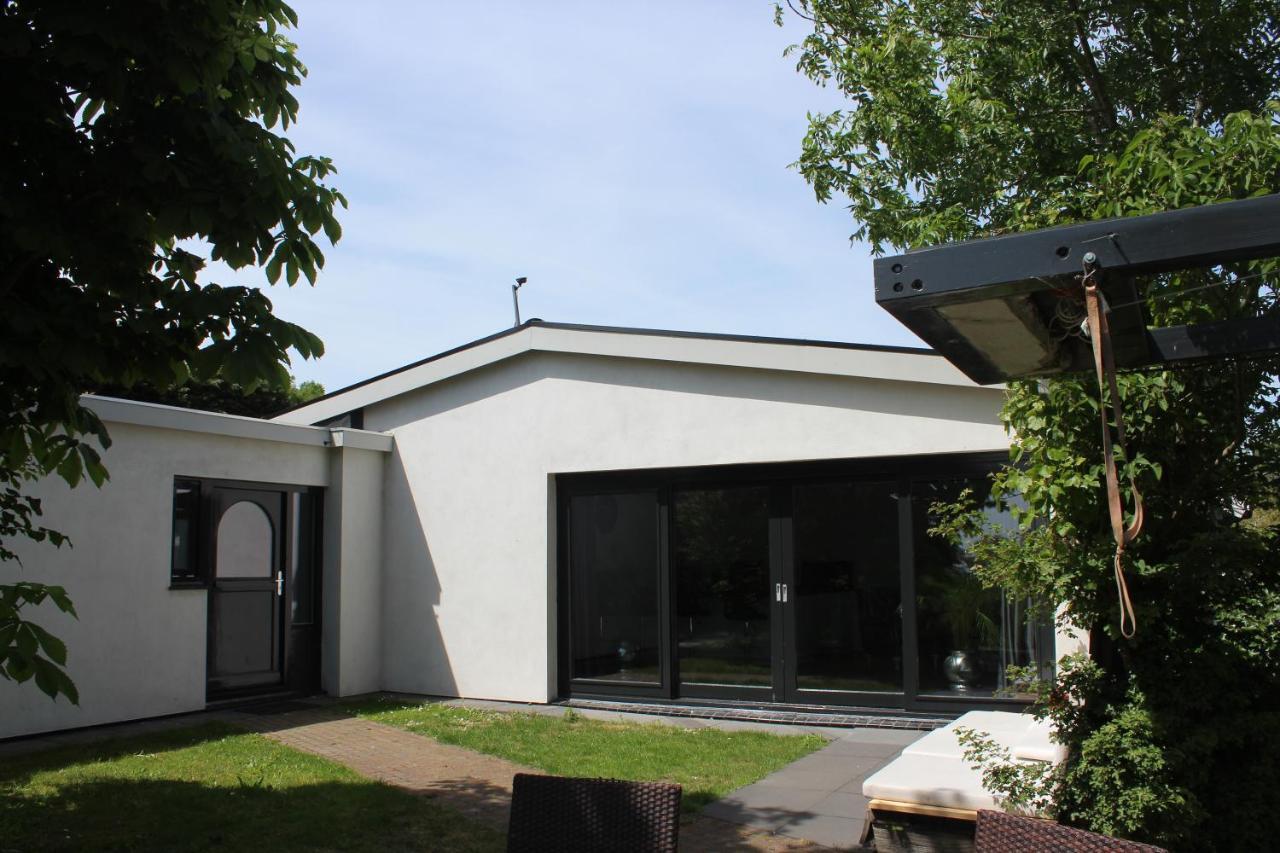 Bungalow Haarlem Amsterdam With Jacuzzi Vijfhuizen Экстерьер фото